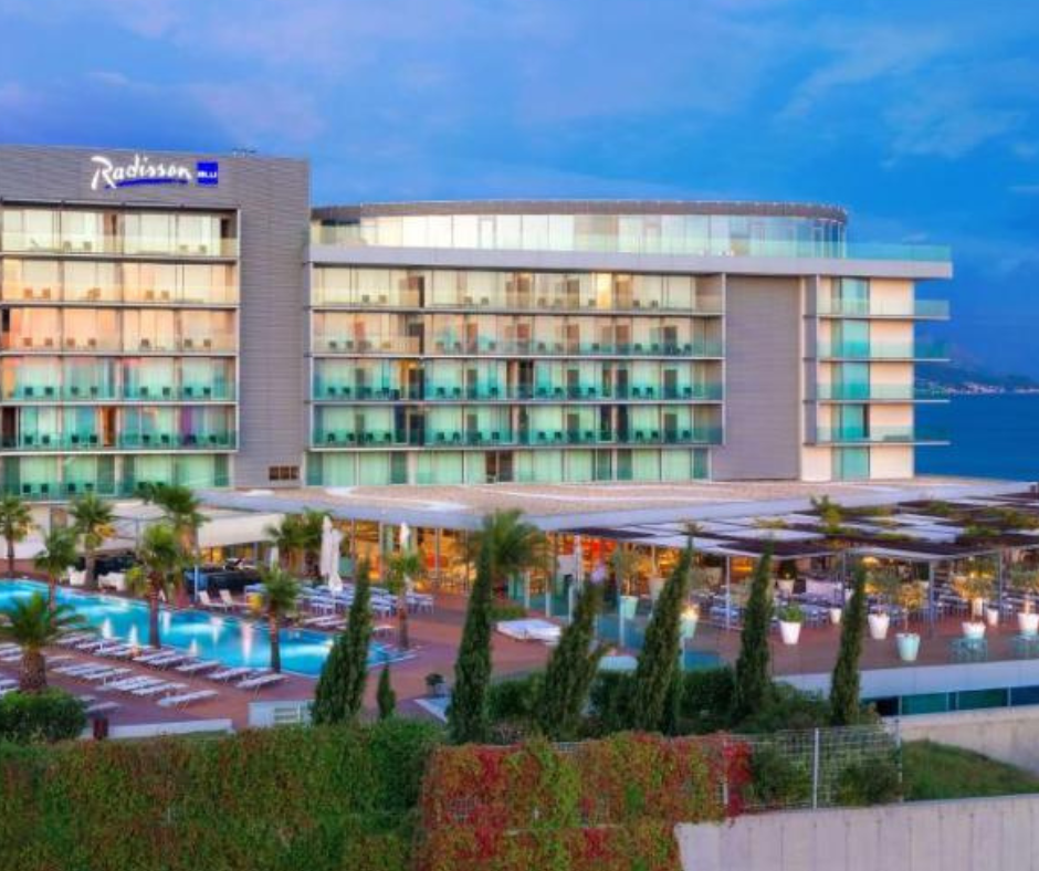 Radisson Blu Resort.png